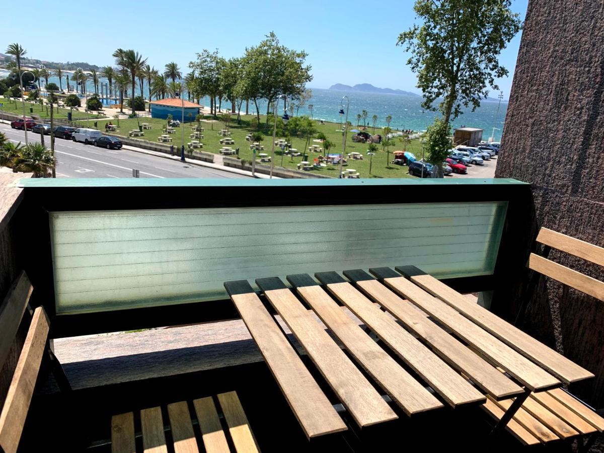 Apartamentos En Playa De Samil Primera Linea De Playa Pe Na Areia Віго Екстер'єр фото